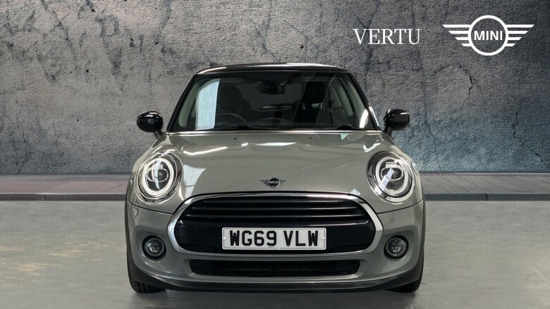 MINI Hatchback 1.5 Cooper Classic II 3dr Petrol Hatchback